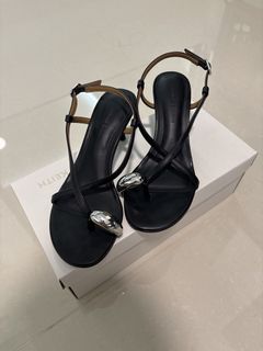 (Category: ) located in . Submitted by iloveaemypreloved (Listing ID 1443341484, Image 1). Description: .