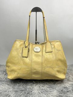 (Category: ) located in . Submitted by secondhand_shop1 (Listing ID 1443492798, Image 1). Description: .