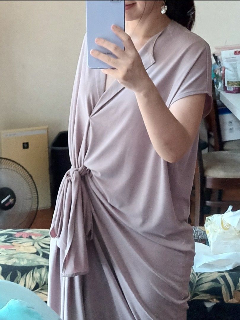 Cole Vintage Beige Drapey Wrap Type Dress (Category: Dresses) located in Makati City. Submitted by hellok08 (Listing ID 1443408221, Image 2). Description: Cole Vintage Dress XS (fits small to medium frames since it is made of a stretchy material) In very good condition (minor imprint / residue near the collar area - not obvious when item is worn) Approximate measurements, in inches: Armpit to armpit - 23 Waist - 22 (comes with built in sash, styl