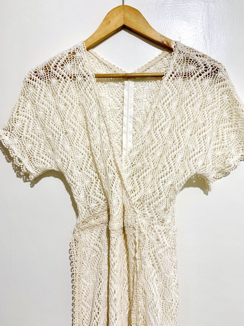 Cream Crochet Maxi Dress with Inner Lining (Category: Dresses) located in Bacoor. Submitted by krisery (Listing ID 1443358047, Image 2). Description: - free size - med to large - Elegant cream crochet maxi dress - Flattering V-neck wrap style - Delicate short flutter sleeves - Intricate, detailed crochet pattern - with tie on the waist - with back zipper - Built-in inner lining for full coverage - Convenient back zipper closure - Ideal for beach 