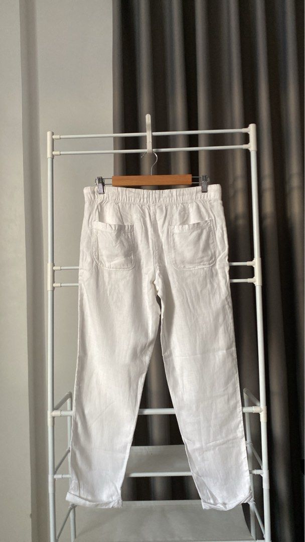 DEBENHAMS The Collection White Pants (Category: Other Bottoms) located in Antipolo. Submitted by gaeumi (Listing ID 1443489027, Image 2). Description: ✦ used once ✦ working pockets.