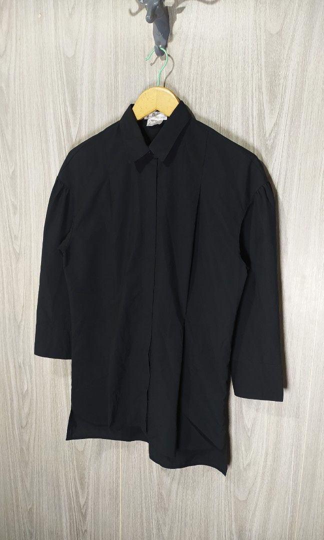 Dior D Uniform Woman (Category: Others Tops) located in Naga. Submitted by secondspinv2 (Listing ID 1443382366, Image 2). Description: Dior D Uniform Woman ✅Size: 38 ✅Width: 20 ✅Length: 28 To 29 ✅Sleeve: 18 ✅Color Rate: 9.5/10 ✅No Issue ✅Need Wash ✅Location: Bicol Naga City, Camarines Sur ✅Courier: J&T Express/Flash Express ✅MOP: Gcash only.