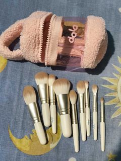 (Category: ) located in . Submitted by missjunefinds (Listing ID 1443401215, Image 1). Description: .