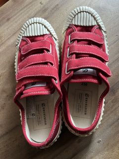 (Category: ) located in . Submitted by A7closet (Listing ID 1443496657, Image 1). Description: .