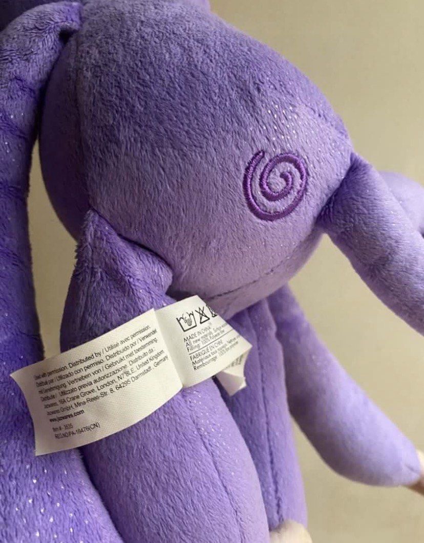 Fingerlings Plush Toy Monkey (Category: Plushies & Soft Toys) located in Pasig City. Submitted by xhuming-2 (Listing ID 1443441058, Image 2). Description: • with sound and can record voice.
