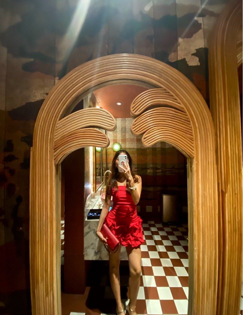 Red Ruffled Mini Dress (Category: Dresses) located in Manila. Submitted by j_decluttering (Listing ID 1443368890, Image 3). Description: - cute ruffled skirt - so cute for events - skirt starts at a flattering length (a little drop-waisted) - additional 400php/extra day of rent - fits xs-s.