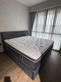 (Category: ) located in . Submitted by thirddoor (Listing ID 1443342143, Image 1). Description: .