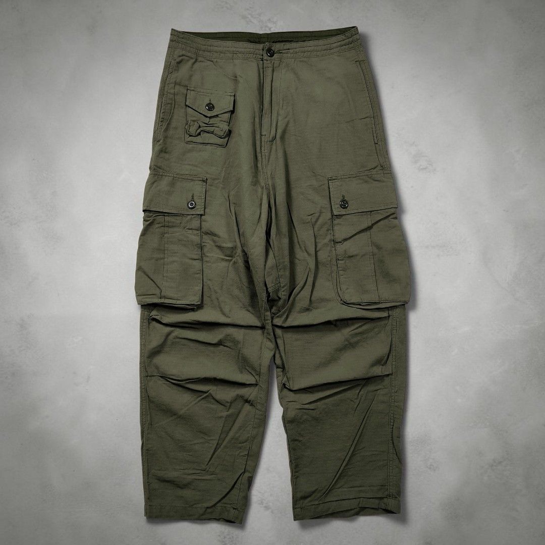 Fucos Blue Ripstop Flight cargo pants (Category: Trousers) located in Urbiztondo. Submitted by unperfectly.bin (Listing ID 1443467892, Image 1). Description: Measurement (Inches) Waist -32 Length -38.5 Leg hole -8.5.