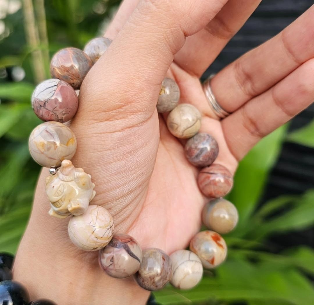 Gengar alashan agate full bead bracelet 18CM (Category: Bracelets) located in Pasig City. Submitted by cetleo (Listing ID 1443403985, Image 1). Description: - Unique natural stone beads with distinct patterns - Adorable Pokemon-inspired charm included - Adds a fun and playful element to your style - Comfortable, one-size-fits-most design.