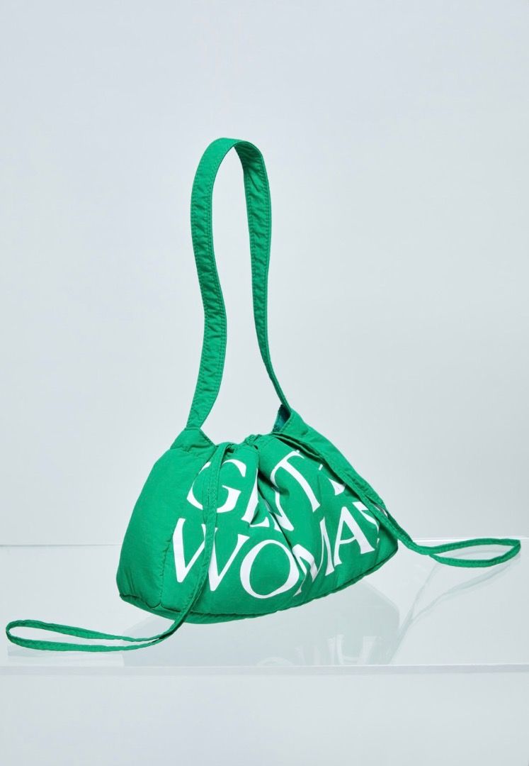 GENTLEWOMEN Dumpling Bag Green (Category: Tote Bags) located in Caloocan City. Submitted by arsi28 (Listing ID 1443340258, Image 1). Description: Original Gentlewoman Green Dumpling Bag Ordered directly from their website Semi-Dumpling Bag : GREEN - GNB291.3 With box ↪️Preferably same day delivery if your going to get the box, cause it is big. Pricey if J&T Meet up: • Sm Grand Central •for other locations, please add handling fee Delivery: • J&T 