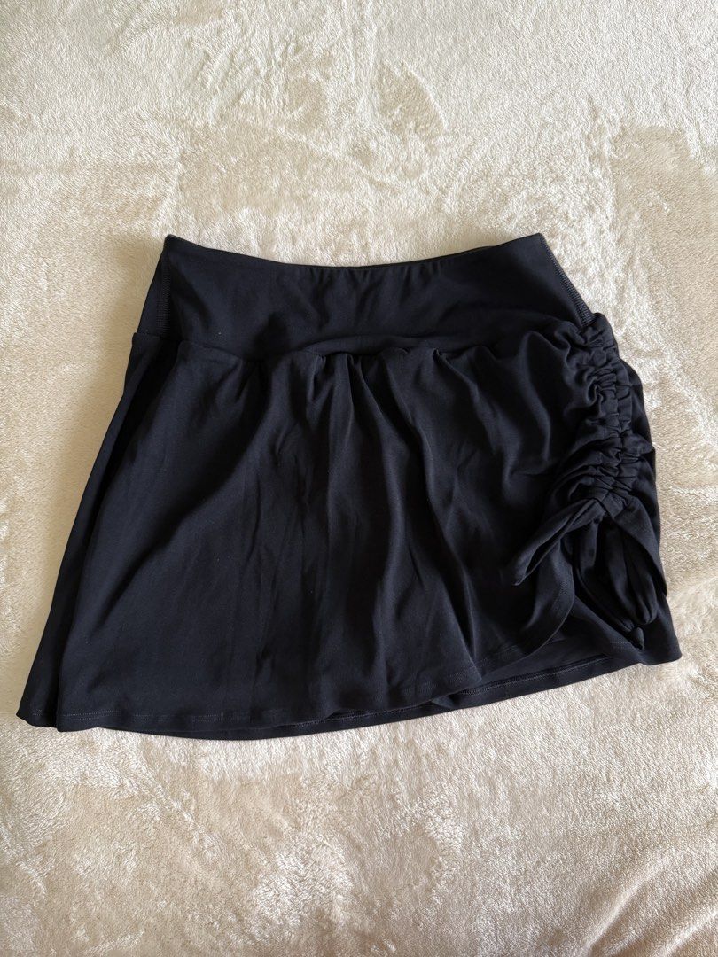 Gym shorts with skirt (Category: Skirts) located in Mandaluyong City. Submitted by kaamg (Listing ID 1443370534, Image 3). Description: - Bought from orange app for P494 - used once then stored - size M, will best fit 26 to 27 waist - no issues - RFS: decluttering - Last price posted, selling low already .
