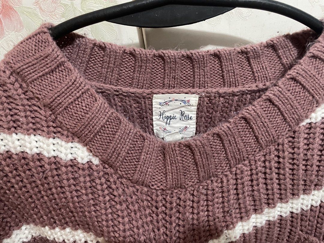 Hippie Rose Striped Knit Sweater (Category: Longsleeves) located in Paranaque City. Submitted by annchang0 (Listing ID 1443492552, Image 2). Description: - Mauve and white striped knit sweater - Long sleeves - Crew neck - Small pocket on left chest - Cropped length - Cozy and casual style - Ideal for layering or wearing alone.