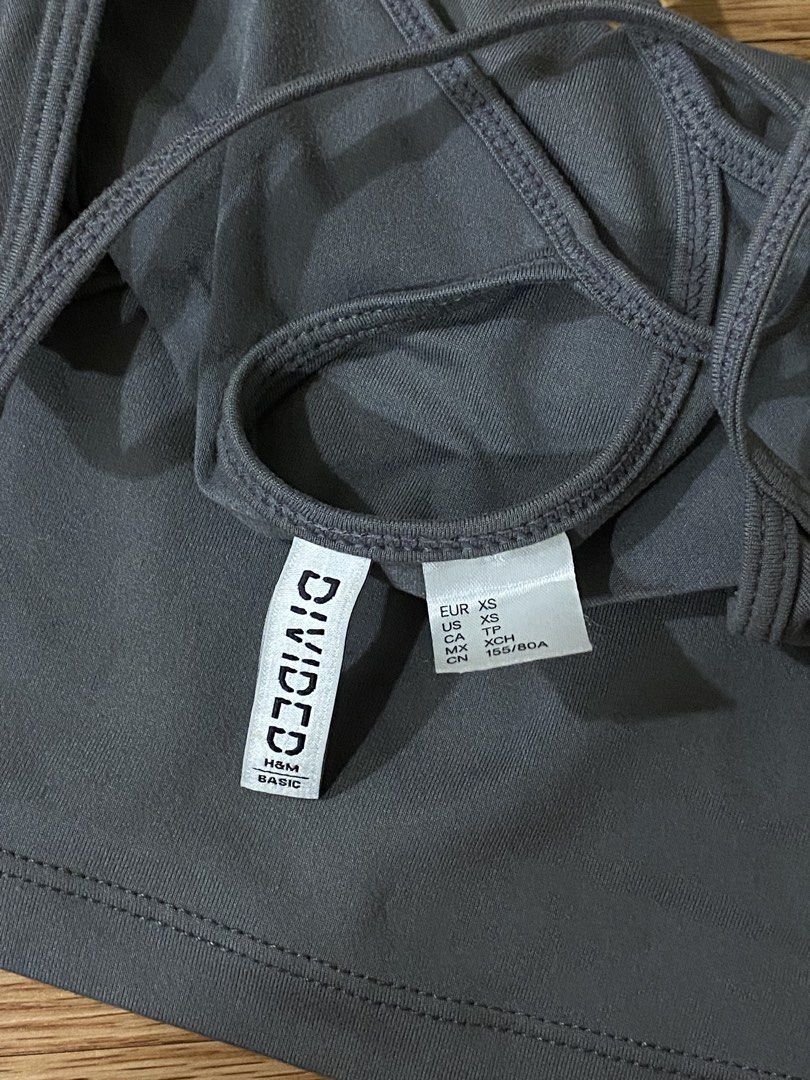 H&M Divided Camisole Top (Category: Sleeveless) located in Caloocan City. Submitted by dcbys (Listing ID 1443438436, Image 2). Description: Good as new best fit xs-s.