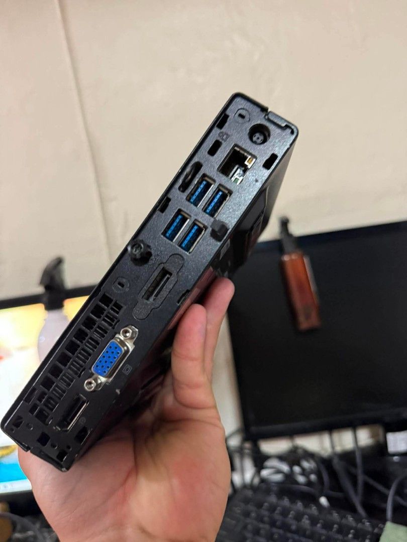 HP Elitedesk 800 G2 desktop Mini (Category: Desktops) located in Manila. Submitted by happyearth.953a15 (Listing ID 1443382186, Image 3). Description: HP Elitedesk 800 G2 desktop Mini I5 6th gen Intel UHD Graphics 530 8gb ram 1TB HDD Windows 11 pro OS Unit with power adapter 💸💸 5,500 Location: San Andres bukid manila Pick up or deliver.