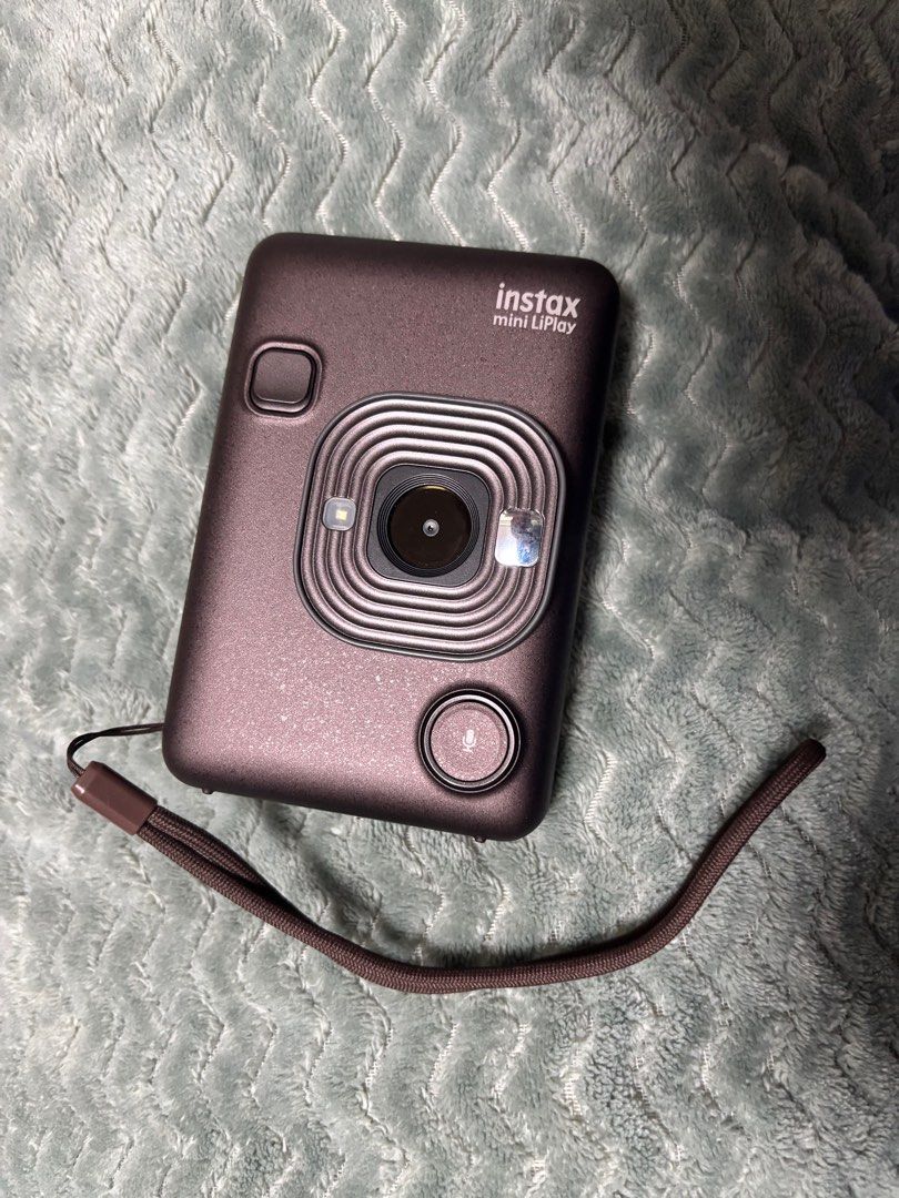 instax Mini LiPlay (Category: Cameras) located in Manila. Submitted by ryder.rx (Listing ID 1443330288, Image 2). Description: Price is negotiable .