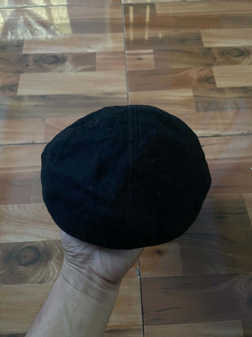 J. LINDEBERG PALOS CAP (Category: Caps & Hats) located in Nabua. Submitted by supermix5119 (Listing ID 1443331751, Image 3). Description: J. LINDEBERG PALOS CAP Very Good Condition Size: S-M 750+Sf.