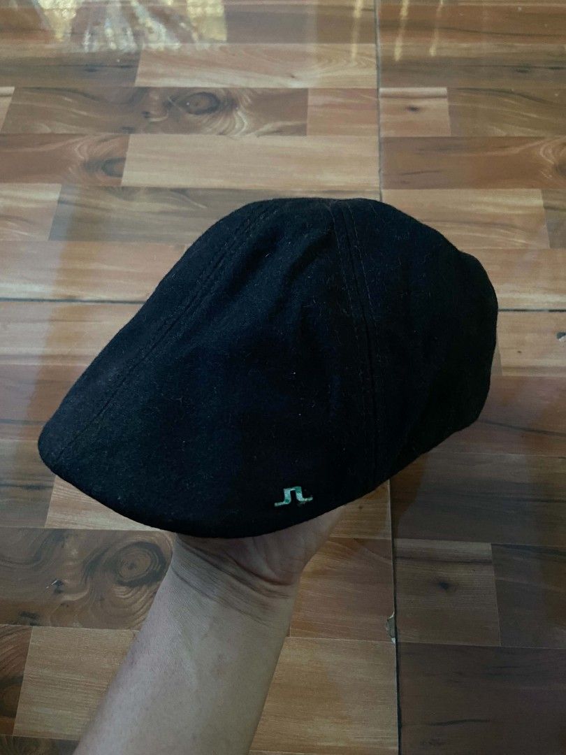 J. LINDEBERG PALOS CAP (Category: Caps & Hats) located in Nabua. Submitted by supermix5119 (Listing ID 1443331751, Image 1). Description: J. LINDEBERG PALOS CAP Very Good Condition Size: S-M 750+Sf.
