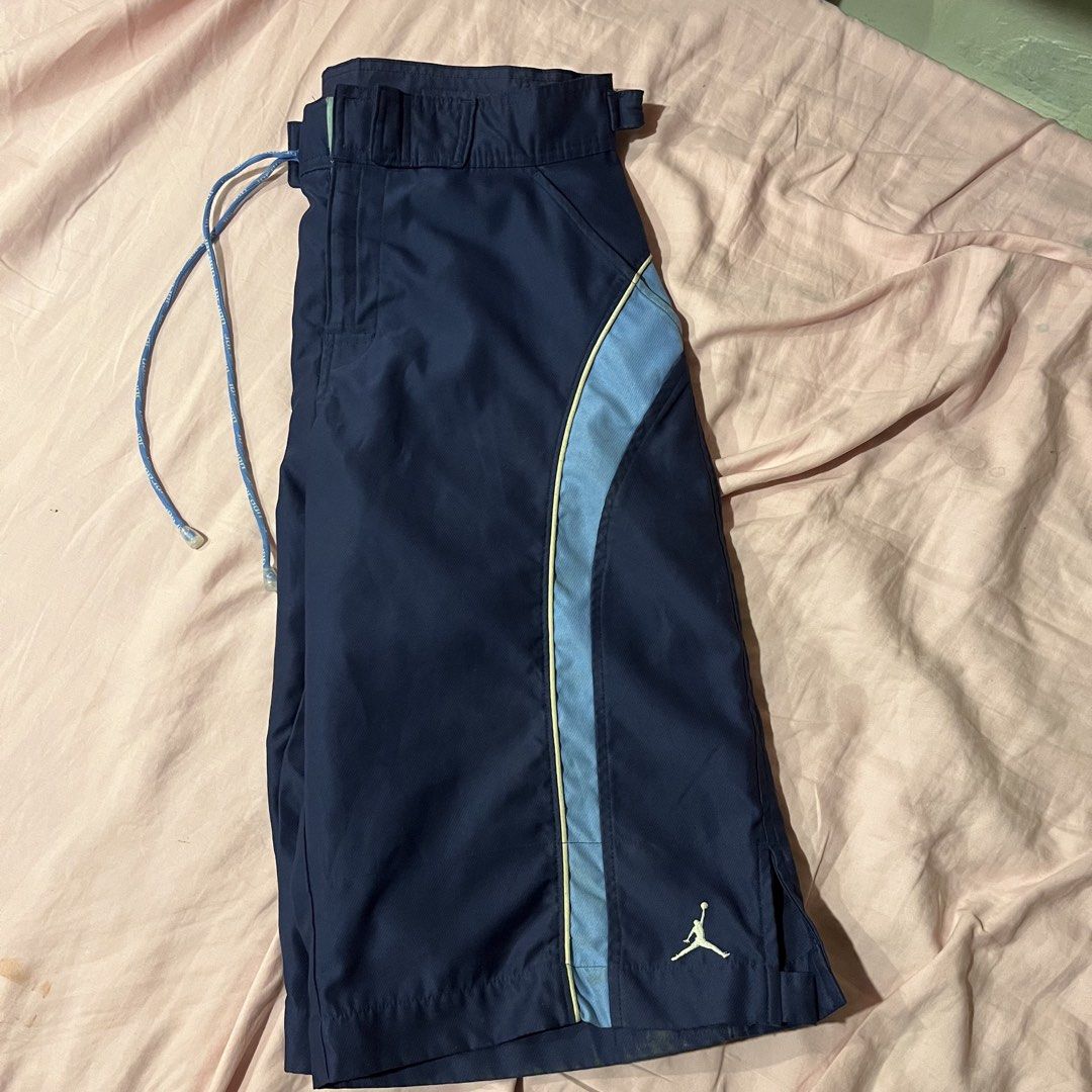 Jordan Jorts (Category: Shorts) located in Quezon City. Submitted by giometryyy (Listing ID 1443469137, Image 2). Description: size 33 length 25 3 pockets leg hole: 12 inches quality material 📍East Fairview, QC 🛵Lalamove / J&T payment first.