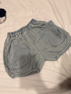 (Category: ) located in . Submitted by katharinetan123 (Listing ID 1443456118, Image 1). Description: .