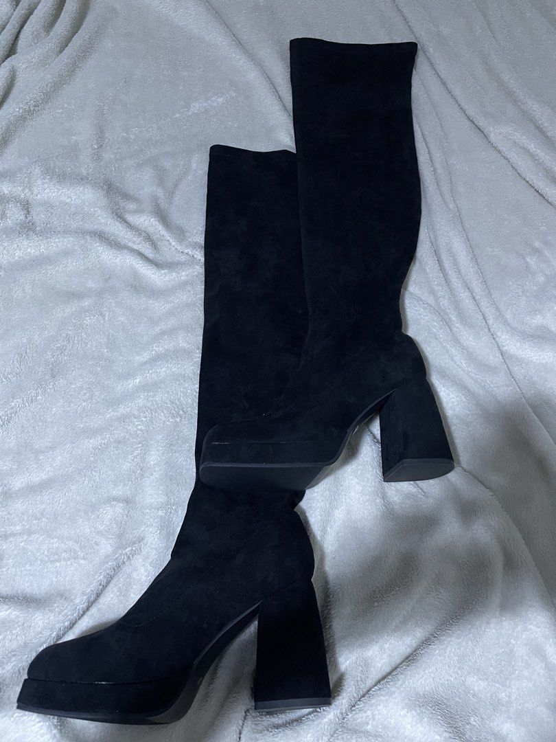 Knee Boots (Category: Boots) located in Rizal. Submitted by its_meygan (Listing ID 1443344708, Image 3). Description: Euro 38-39.