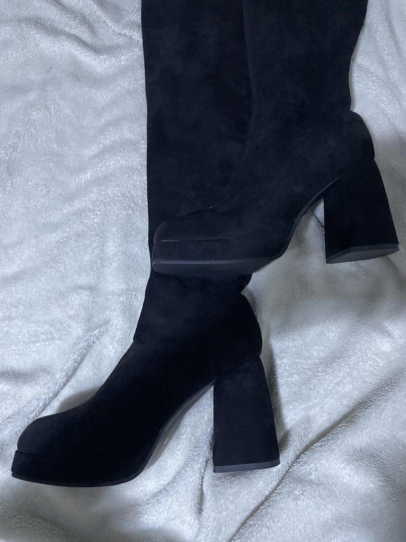 Knee Boots (Category: Boots) located in Rizal. Submitted by its_meygan (Listing ID 1443344708, Image 2). Description: Euro 38-39.