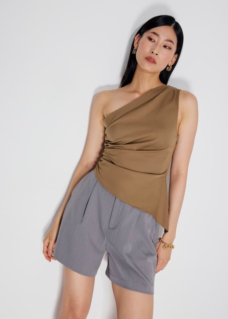 LB Tencel Ruched Toga Top - Toffee (Category: Sleeveless) located in Singapore. Submitted by bagofgold (Listing ID 1443417567, Image 1). Description: Size S Worn once, still in very good condition.