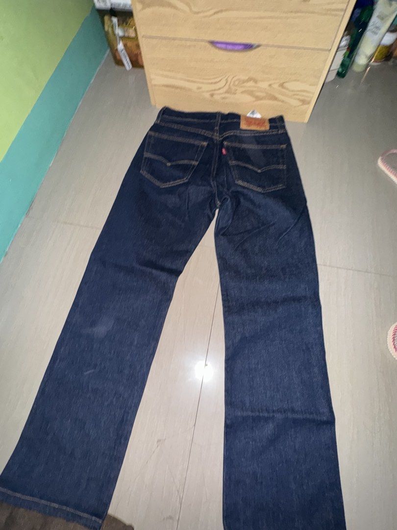 Levi's 516 Original Riveted Jeans W30 L32 (Category: Jeans) located in Navotas City. Submitted by eggsyyyyyyyyy (Listing ID 1443491072, Image 3). Description: - Dark wash Levi's 516 jeans - Straight leg fit - Size: W30 L32 - Original riveted quality clothing - Button fly closure - Classic five-pocket styling - Made from durable denim - Perfect for everyday wear Negotiabl.