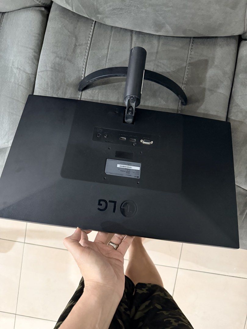 LG 24 inch 1080p 75Hz480175767978004481