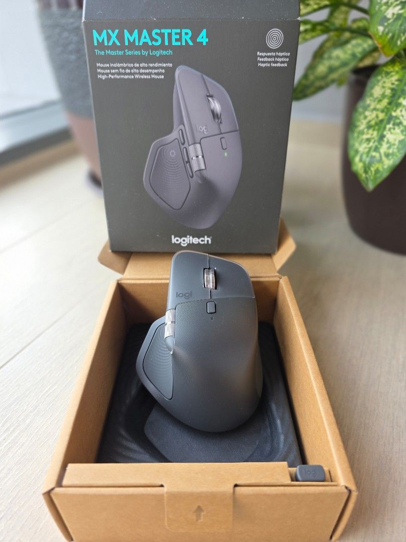 Logitech MX Master 4 Wireless Mouse480018462640721920