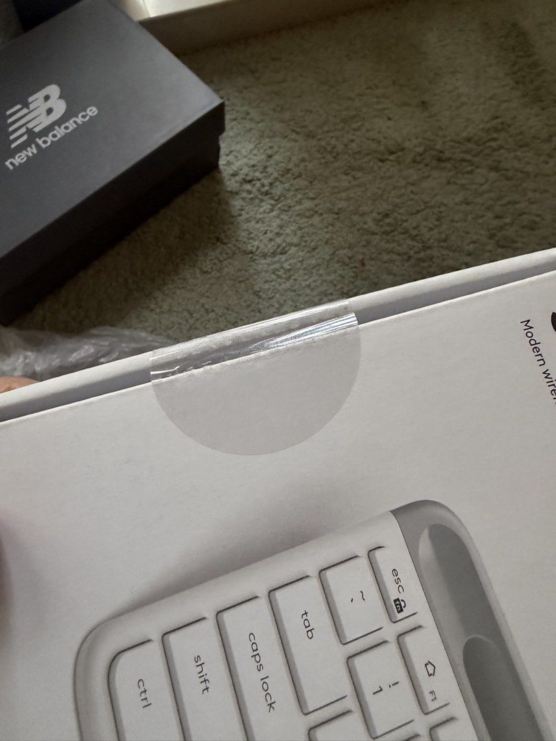 Logitech Slim Multi-Device K580 Keyboard480287327740252161