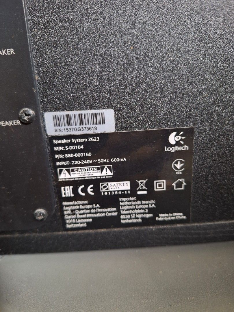 Logitech Z623 THX Certified 2.1 Speaker System480303885310371844