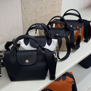 (Category: ) located in . Submitted by pshoppers. (Listing ID 1443326159, Image 1). Description: .