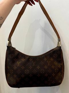(Category: ) located in . Submitted by luxbag_phhh (Listing ID 1443355804, Image 1). Description: .