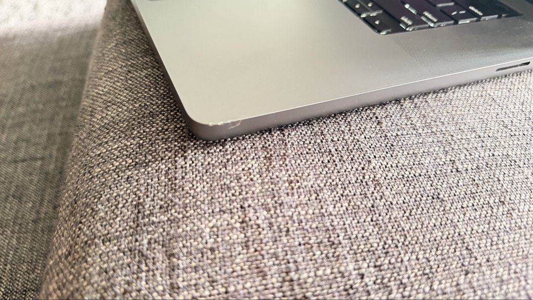 MacBook Pro (16”)480143190933514243