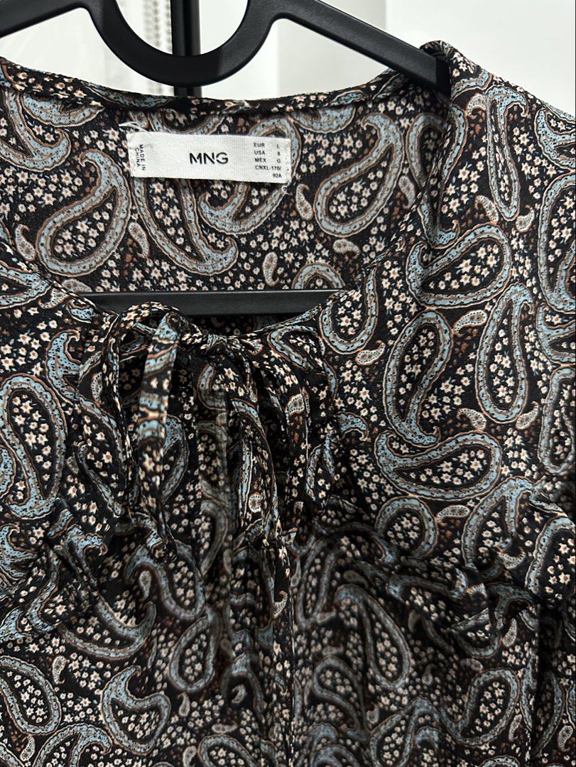 Mango long-sleeve dress (Category: Dresses) located in Cebu City. Submitted by lullabaee (Listing ID 1443463515, Image 2). Description: Mango long-sleeve dress Size: Large Color: Black Print/ Design: Paisley Rarely worn, great condition Price: 750 Store bought, original item *Slightly negotiable PM for questions. Buyer will shoulder delivery fee. Seller’s location: Cebu City .
