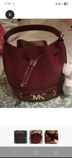 (Category: ) located in . Submitted by myhandbags55 (Listing ID 1443464401, Image 1). Description: .