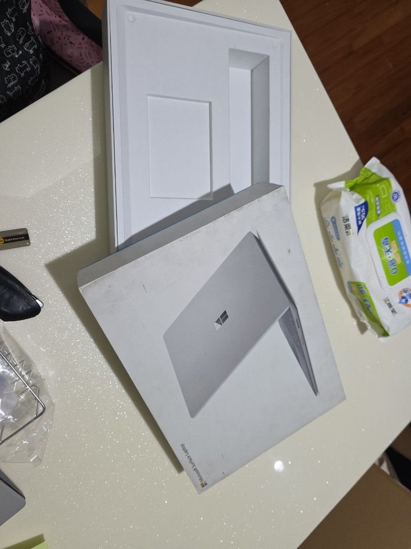 Microsoft Surface Laptop 10 Windows 10 Pro480143189990461444
