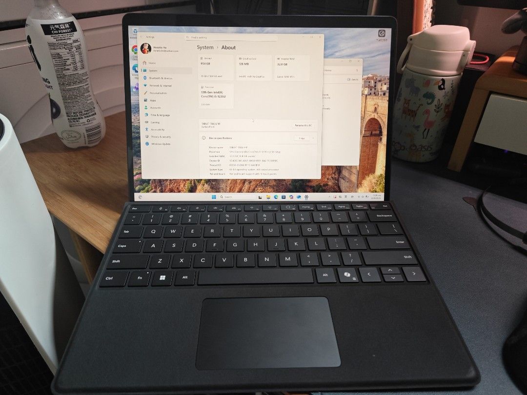 Microsoft Surface Pro 9 12th Gen i5 32GB RAM 954GB SSD