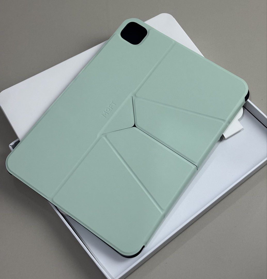 moft float folio case for ipad pro 11 inch (m4) (Category: Cases & Sleeves) located in Manila. Submitted by mang0stickyrice (Listing ID 1443455694, Image 3). Description: brand new opened but never used moft float folio case for ipad pro 11 inch (m4) peppermint ‼️ no pen holder last price posted .