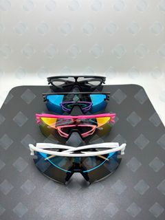 (Category: ) located in . Submitted by lens-frame-sg (Listing ID 1443388250, Image 1). Description: .