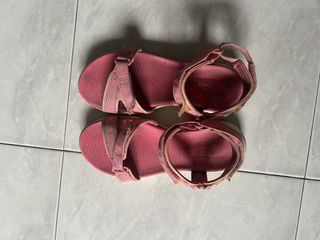 (Category: ) located in . Submitted by changisale (Listing ID 1443497402, Image 1). Description: .