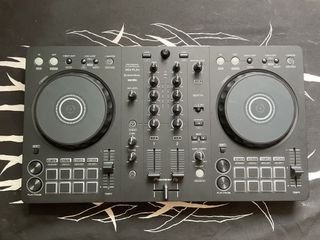 （分類：）位於 。 由 selleverything444 提交（商品編號 1443357049，圖片 1）。簡介： 。