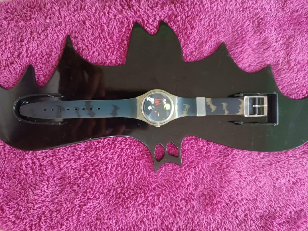 pre loved original watches (Category: Luxury Watches) located in Caramoan. Submitted by lenie0708 (Listing ID 1443408050, Image 3). Description: Marc Jacobs with leather 4000 swatch halloween edition 2000 swatch navy blue 2200 G -shock white 4500 feel free to inquire.