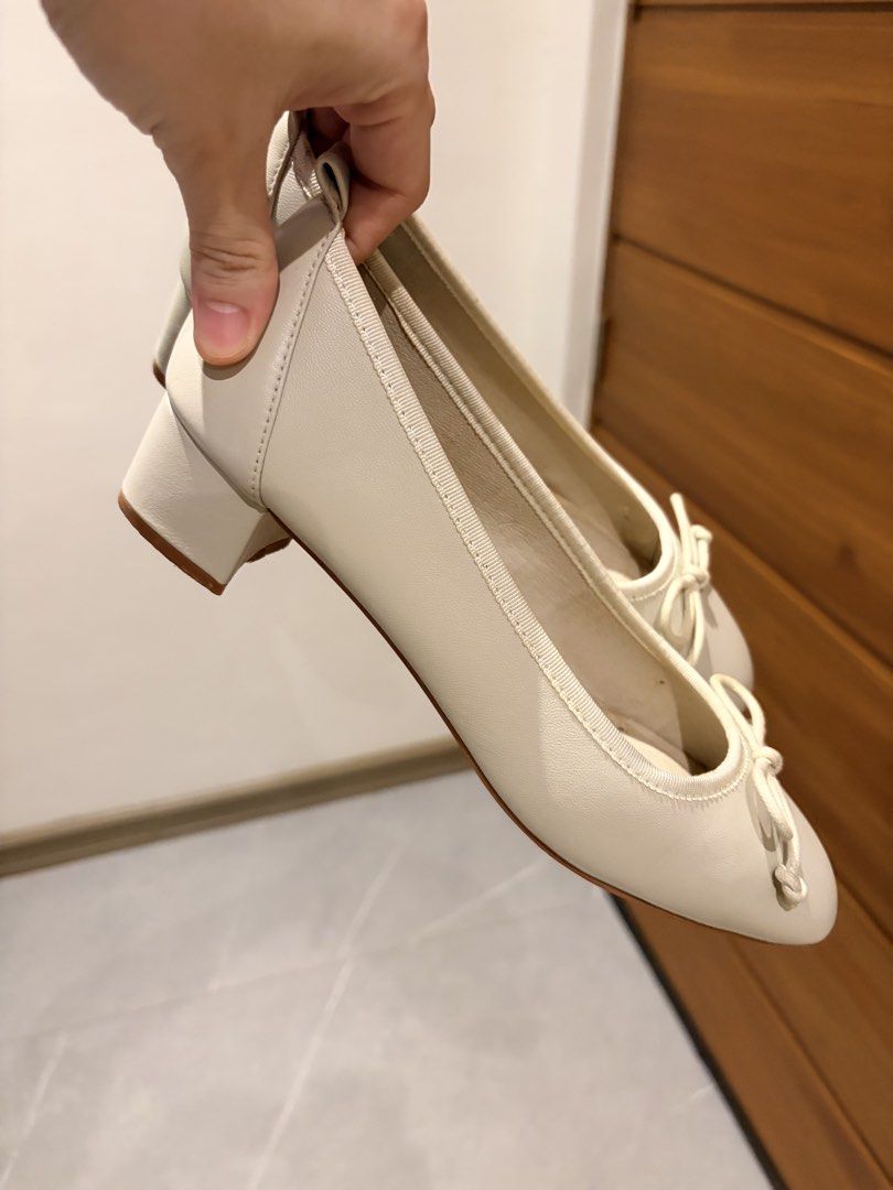 Renegade Folk Block Heels 10 (Category: Heels) located in Bulacan. Submitted by roxanneio (Listing ID 1443446244, Image 2). Description: Used once for my civil wedding then stocked lang. Flaws: Chippings sa wood heel but can be fixed or replaced sa repair shops. Small brown stain on the side..