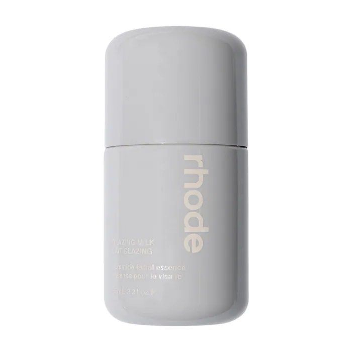 Rhode Mini Glazing Milk Peptide Facial Essence (Category: Face Care) located in Cardona. Submitted by lovelyarchives (Listing ID 1443339944, Image 1). Description: Used contains 80% .