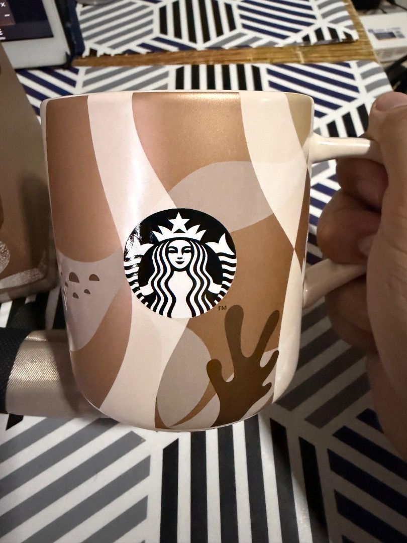 Starbucks Mug, Box, and Tote Bag Set (Category: Coffee & Tea Tableware) located in Makati City. Submitted by limarhermis (Listing ID 1443377495, Image 2). Description: Sandstone Mug.