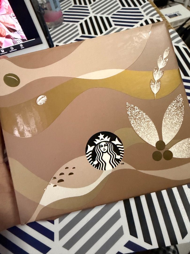 Starbucks Mug, Box, and Tote Bag Set (Category: Coffee & Tea Tableware) located in Makati City. Submitted by limarhermis (Listing ID 1443377495, Image 1). Description: Sandstone Mug.