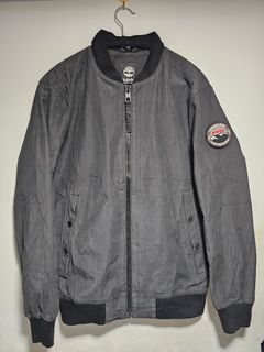 (Category: ) located in . Submitted by thrift_archive (Listing ID 1443382300, Image 1). Description: .