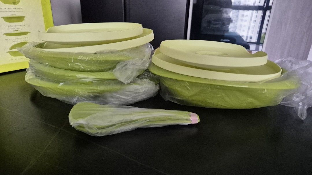 Tupperware Blossom Microwaveable Serveware Set480230043802019843