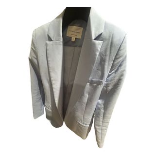 (Category: ) located in . Submitted by jtia_designer_luxury_fashion (Listing ID 1443431647, Image 1). Description: .